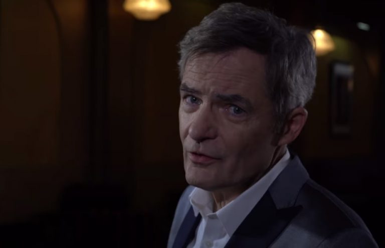 Herman Finkers: zijn cabaretsucces, zijn beproevingen en zijn privéleven