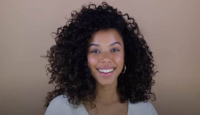 Lauren Lewis: model, krullenexpert en haar privéleven
