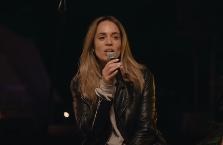 Nienke Plas: haar YouTube-succes, jaar tv-carrière en haar privéleven
