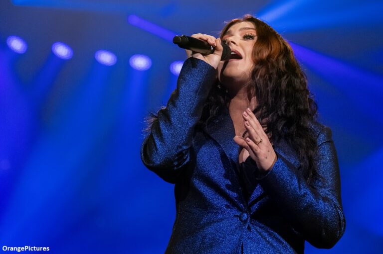 Opnieuwflinke rel tussen Roxanne en Rachel Hazes