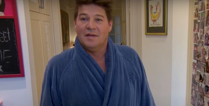 Martijn Krabbé loopt winkel uit zonder te betalen
