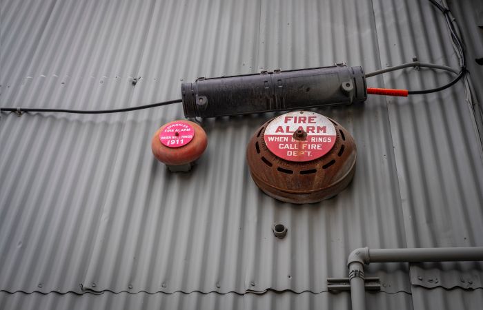 Brandalarm gaat af tijdens uitzending van SBS Shownieuws