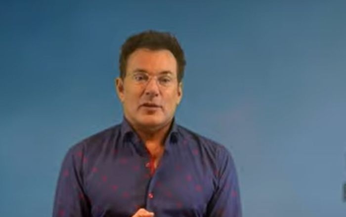 Gerard Joling uit forse kritiek op mentorschap Duncan Lauwrence